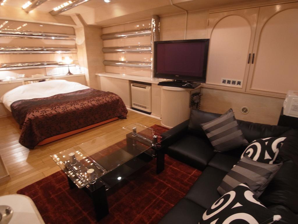 Hotel Plage (Adults Only) Yokohama  Bagian luar foto